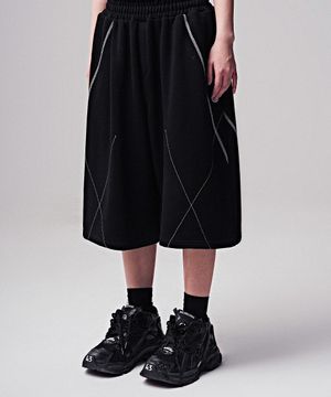 Muens Bermuda Pants BLACK