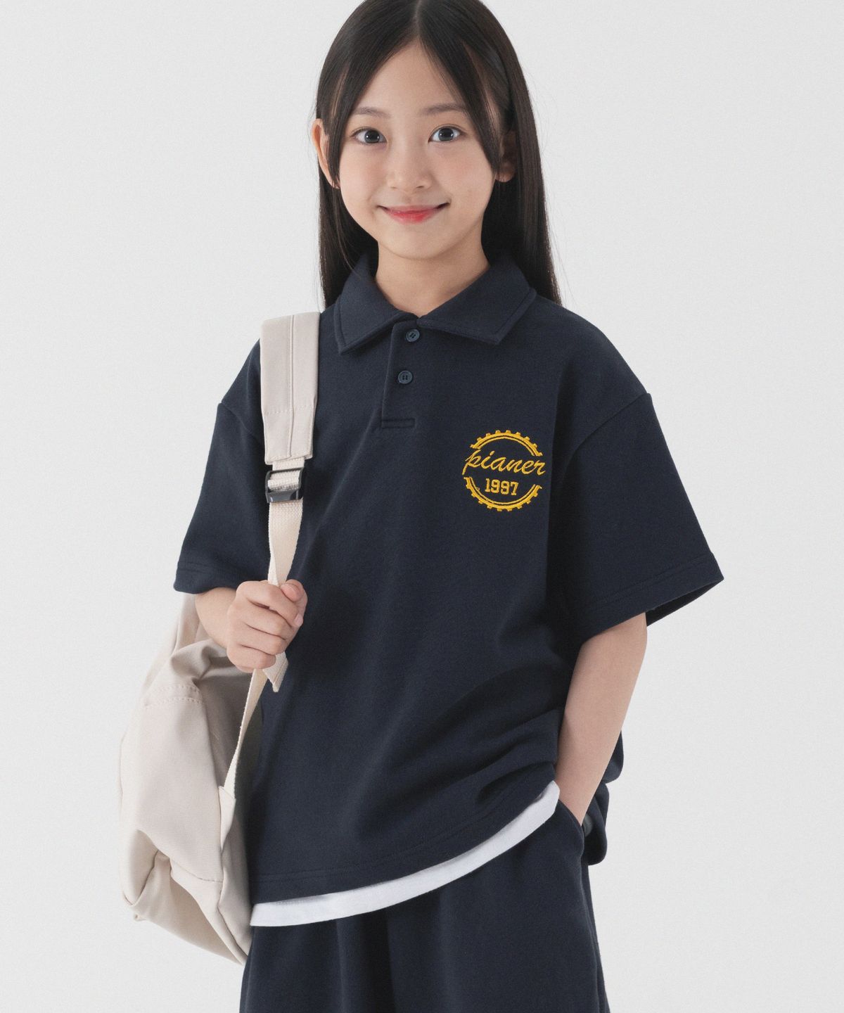 피아네르 키즈(PIANER KIDS) 클래시 로고 자수 카라 반팔 (네이비)