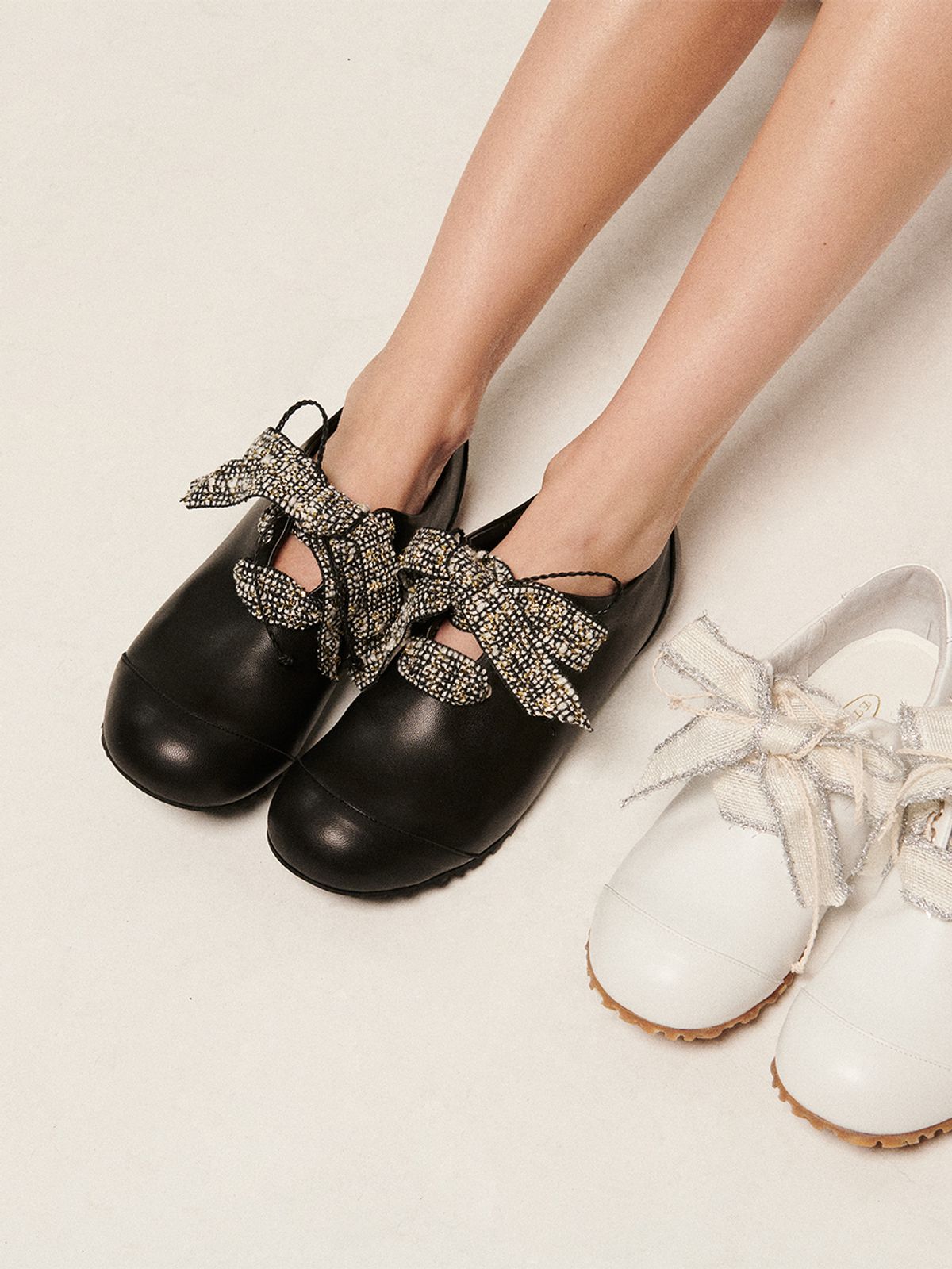 에뗄린(ETELIN) Gobi Ribbon Sneakers - Dessert Black