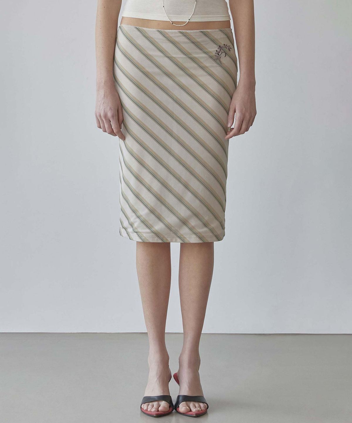 스컬프터(SCULPTOR) Mesh Stripe Midi Skirt Butter