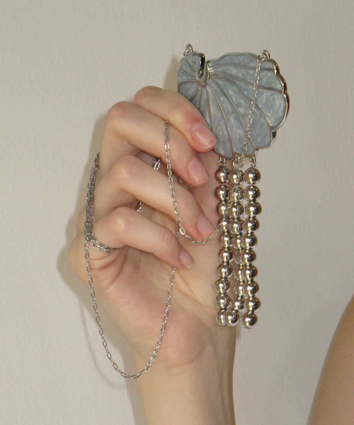 시눈(SINOON) [키키 수이 착용] Seashell Mirror Bag (Blue)