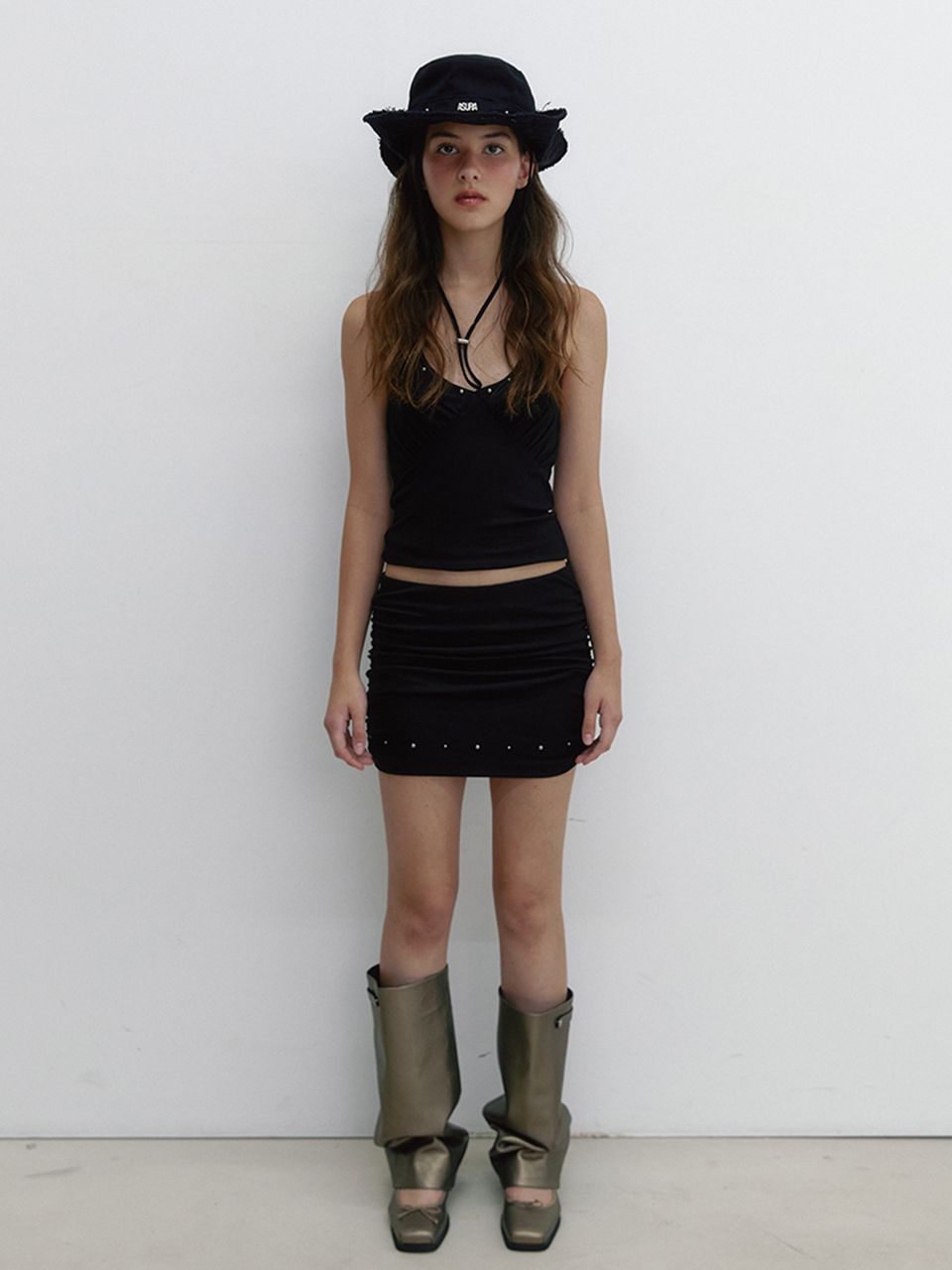【ASURA】STUD SHIRRING SKIRT ミニスカート MUSINSA公式 | ASURA STUD SHIRRING SKIRT (BLACK)