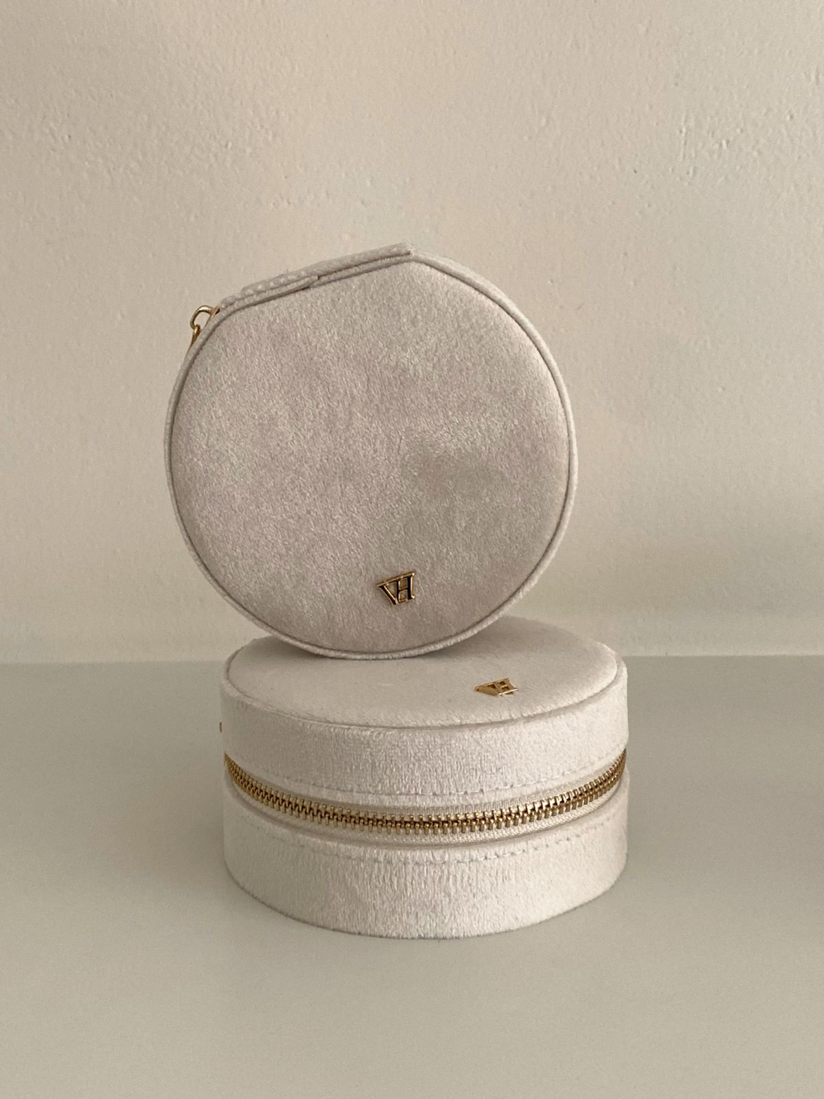 빈티지헐리우드(VINTAGE HOLLYWOOD) Ivory Round Jewelry Case