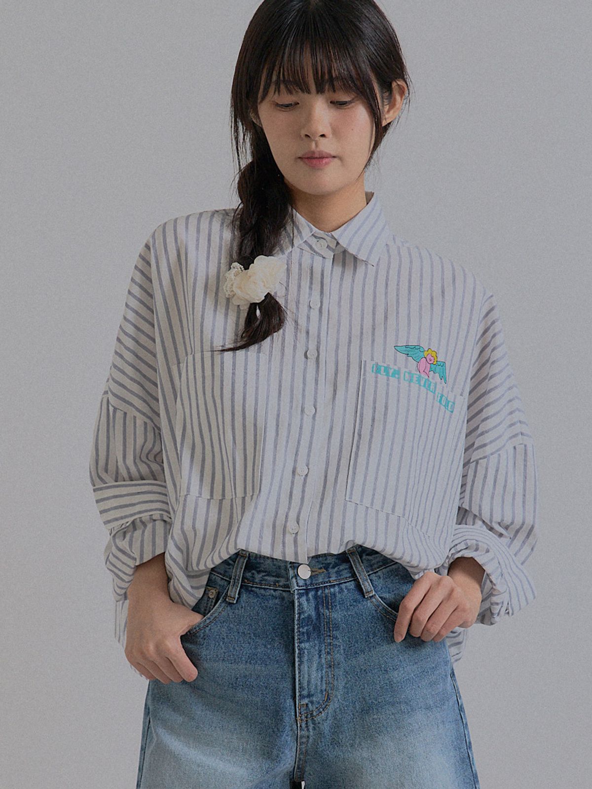 쏘리, 투 머치 러브(SORRY, TOO MUCH LOVE) Pinstripe Relaxed Drop Shoulder_Ivory