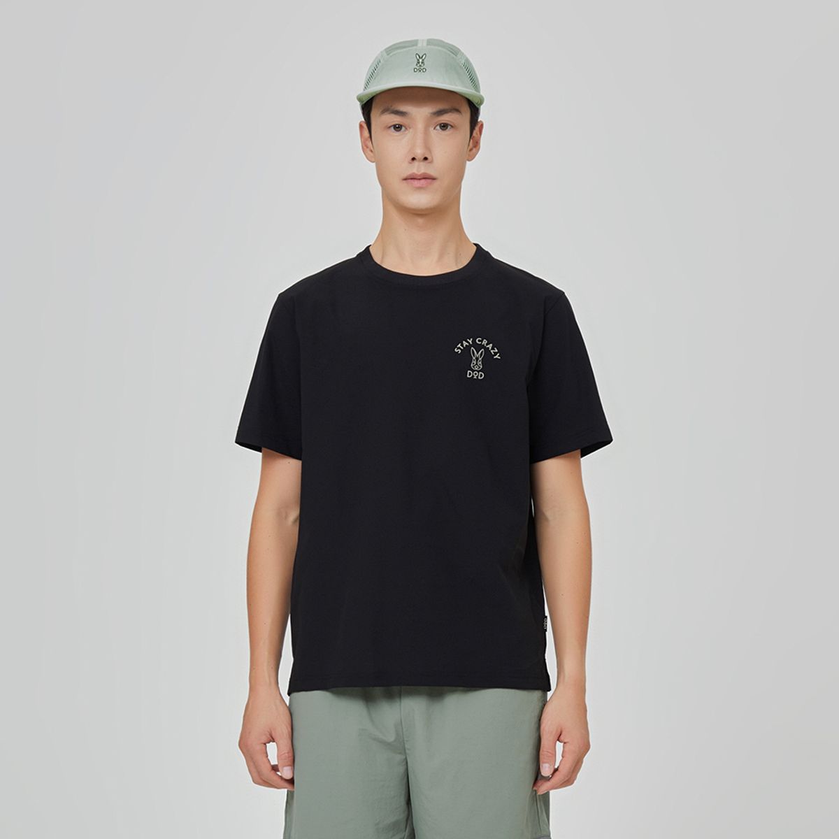디오디(DOD) 쿼드400 베이직 로고 반팔 티셔츠 (BLACK)