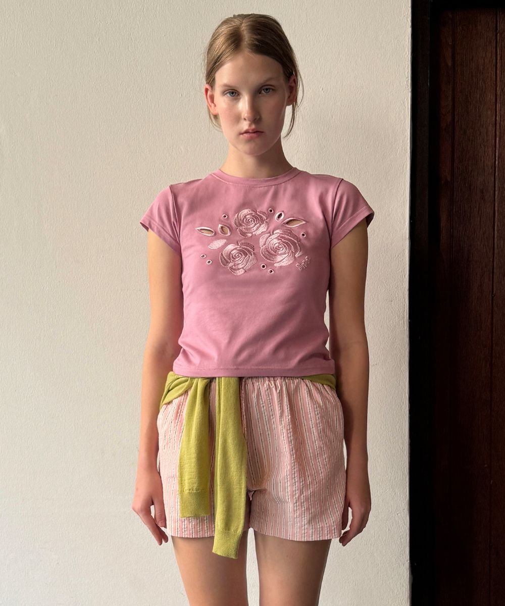 【sinoon】Rose Punching T-Shirt (4 COLORS) MUSINSA | SINOON Rose Punching T-Shirt (Pink)