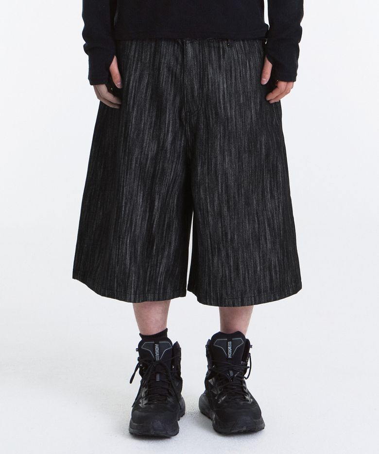 Bermuda Denim Pants (Raw Black)