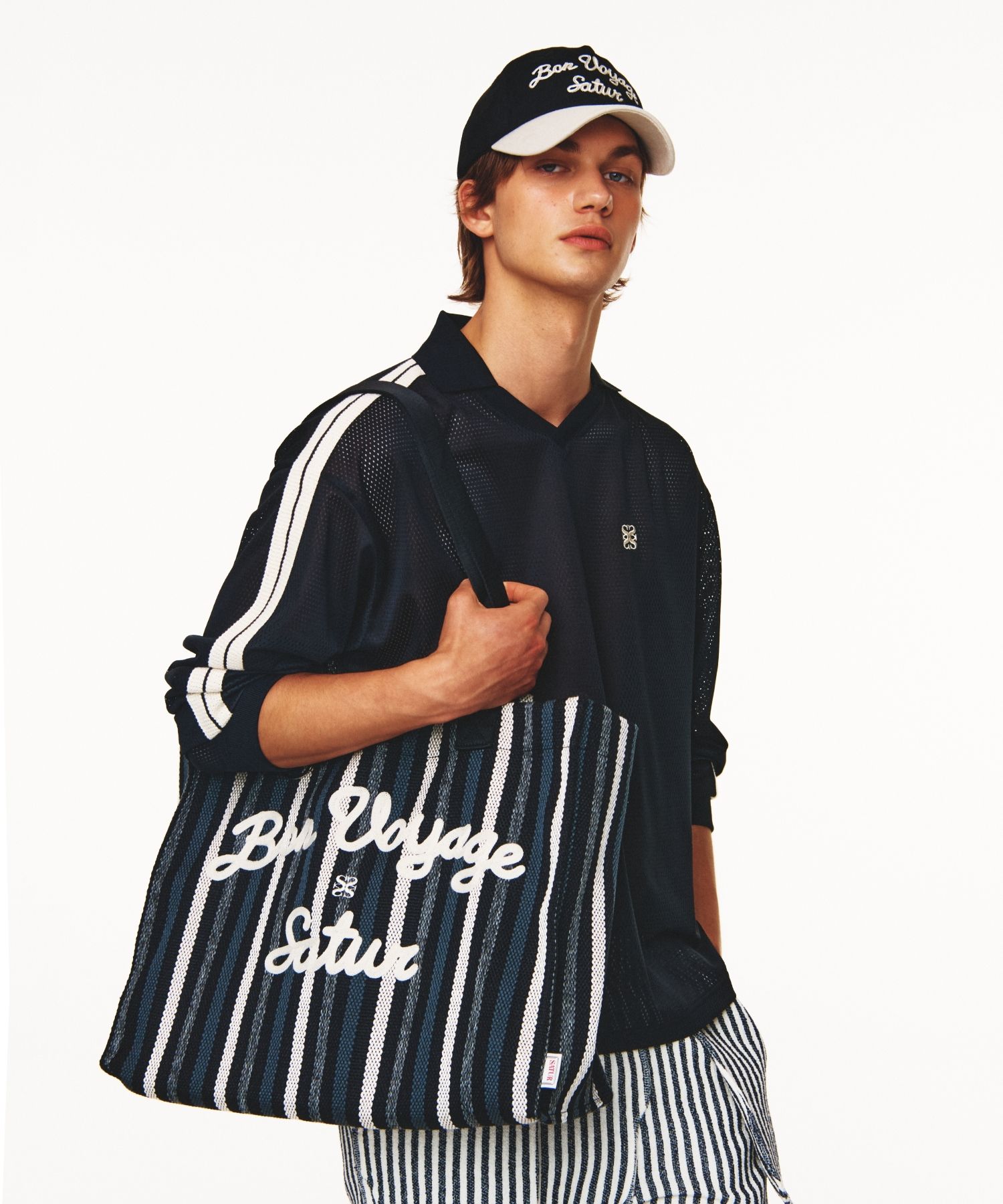 MUSINSA | SATUR Bon Voyage Oversized Beach Bag Black