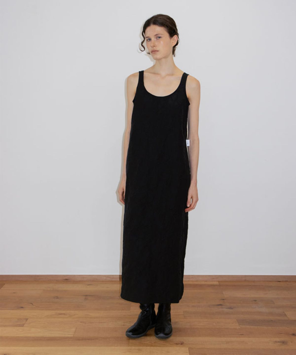 수수무(SUSUMU) RECYCLED BUILDING DRESS - black
