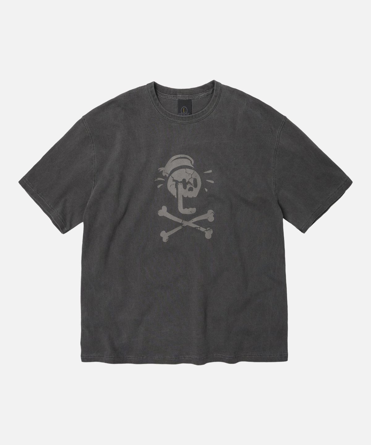프리즘웍스(FRIZMWORKS) BLACK FLAG PIGMENT DYEING TEE _ CHARCOAL