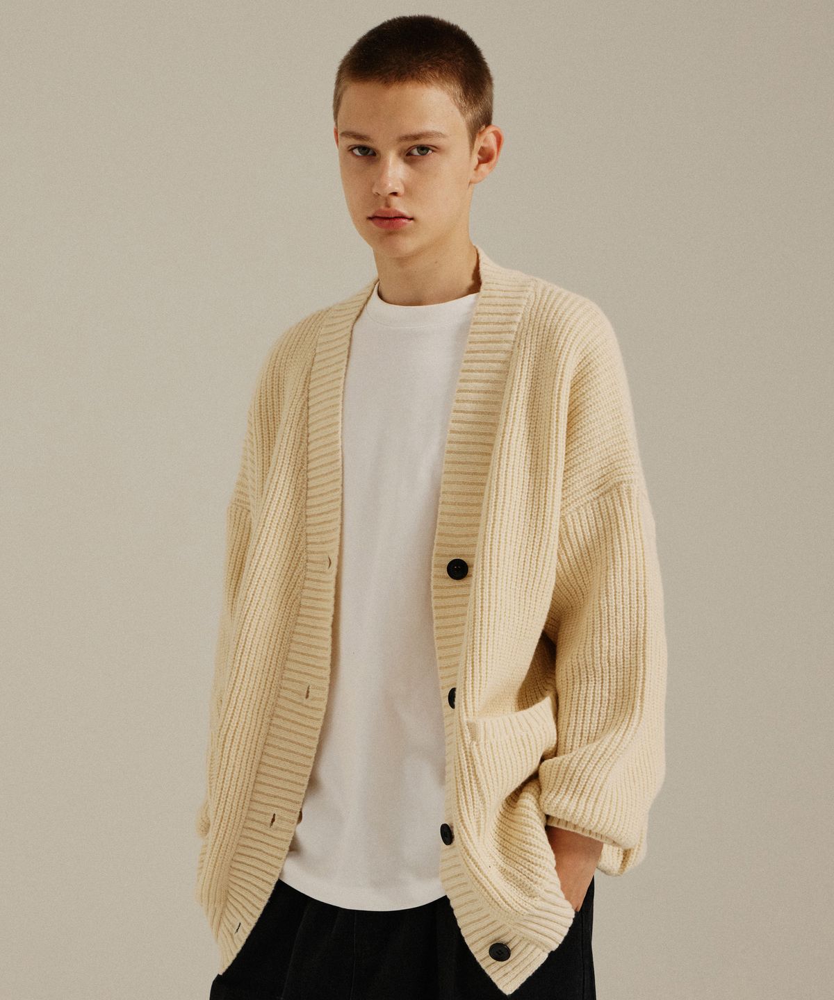 골든선샤인(GOLDEN SUNSHINE) Wool Over Bulky Knit Cardigan_Ivory