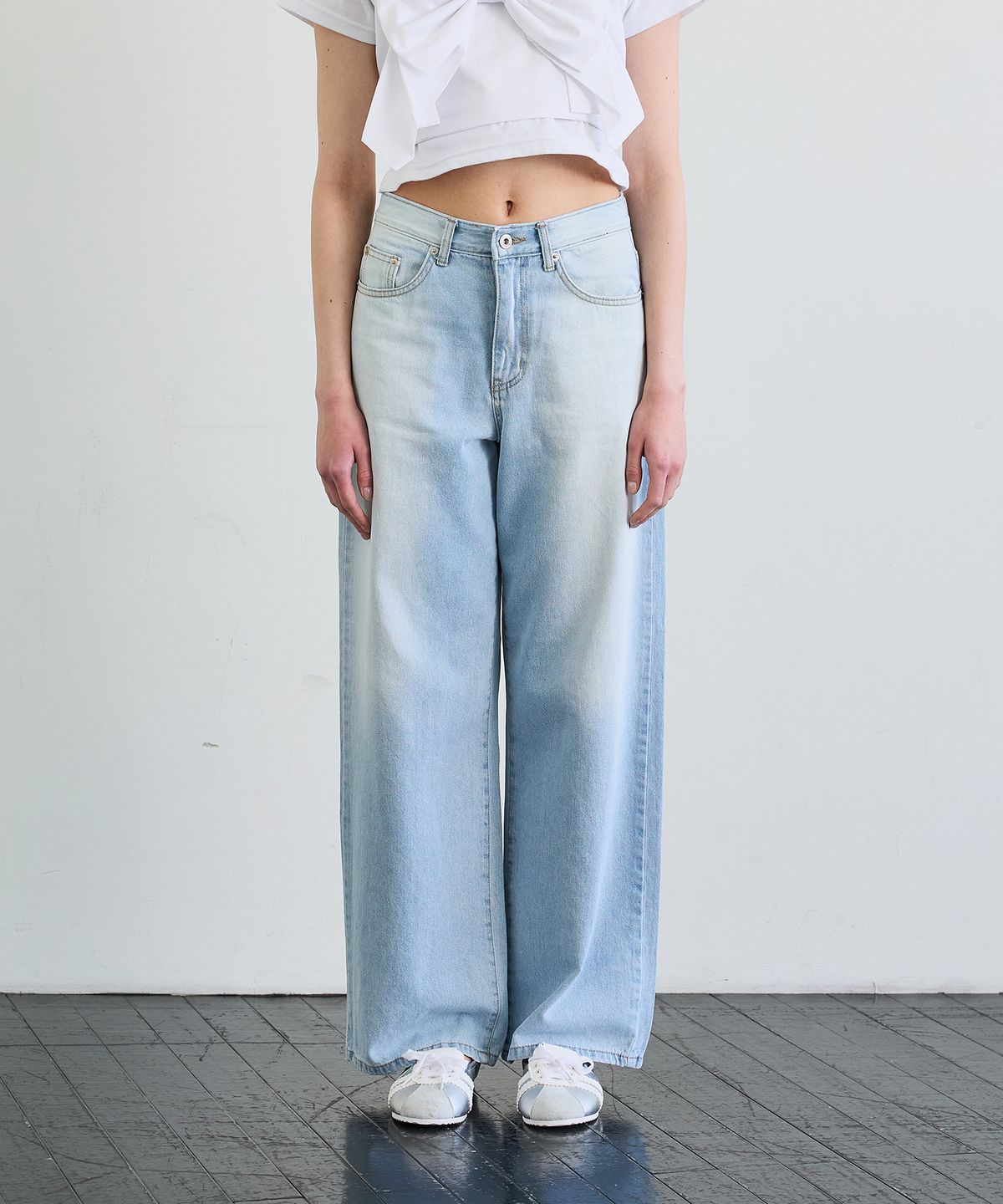 아리킴(ARIKIM) AZURE WIDE DENIM PANTS / SKY BLUE