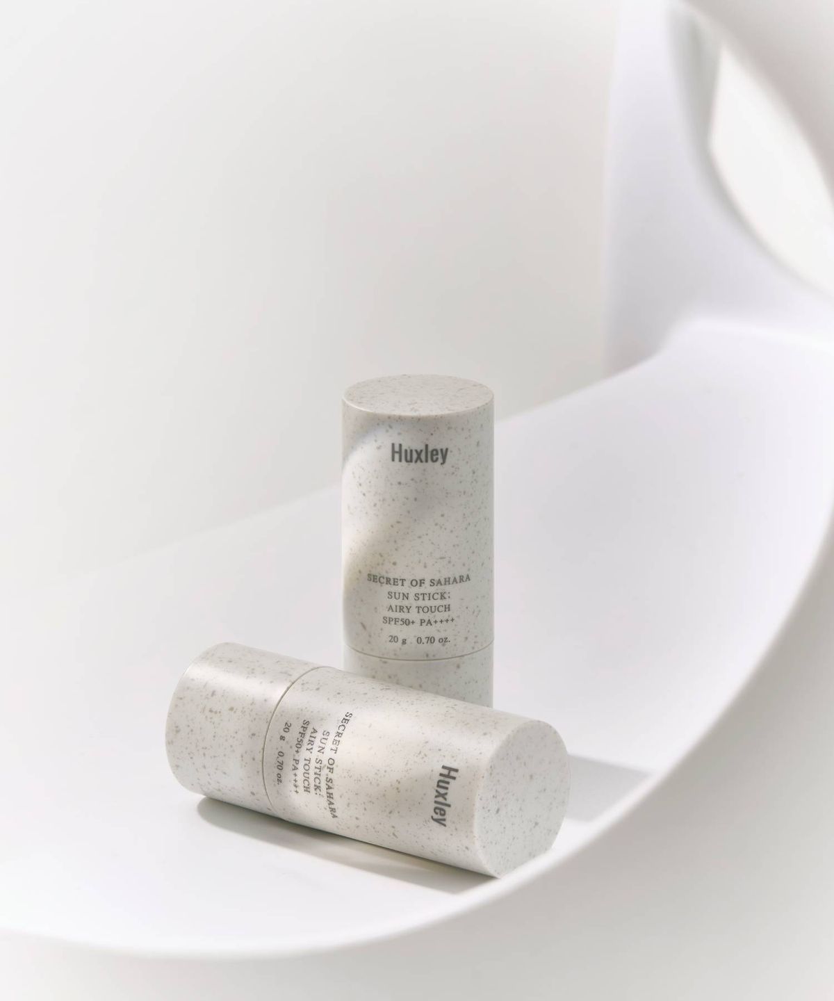헉슬리(HUXLEY) [SPF 50+/비건] 저자극 밀착 선스틱 에어리 터치 20g