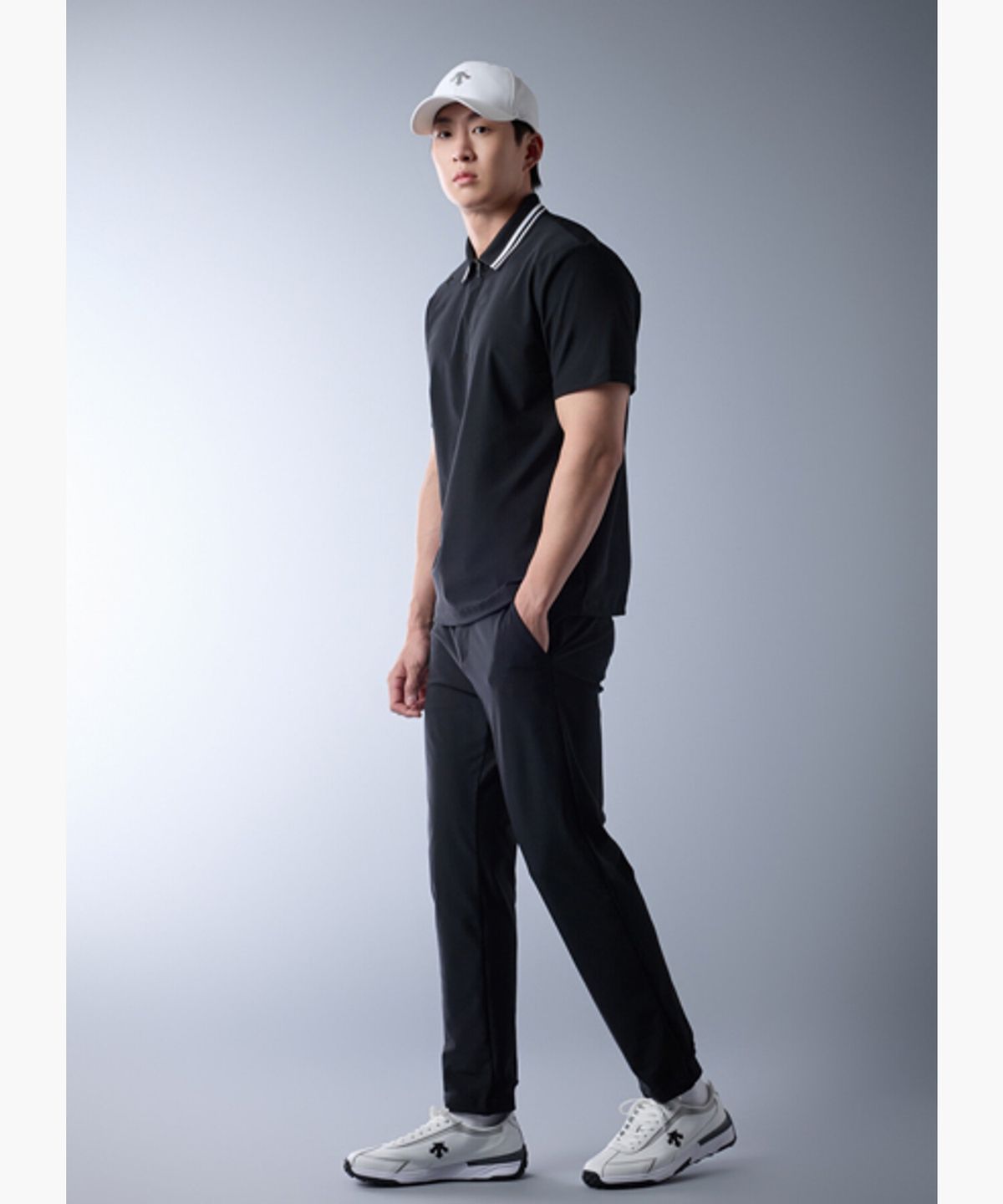 데상트 골프(DESCENTE GOLF) 남성 메쉬 트리코트 반조거 팬츠 (DQ21MFPT65)