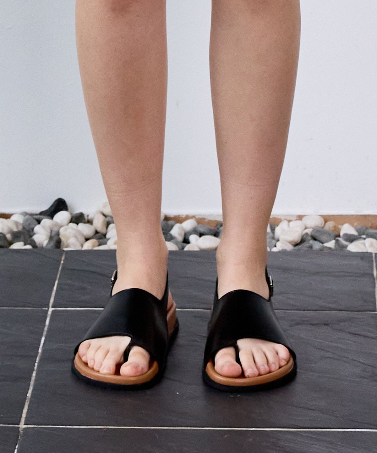 힐리오트(HEALIOTE) SCANDI THUMB LOOP SLIDES_BLACK