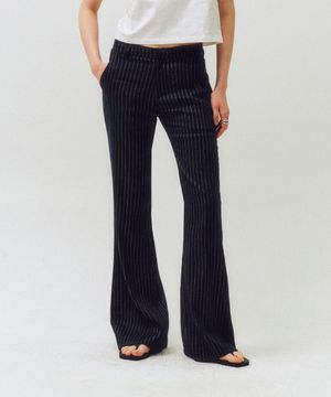 리넨 핀 스트라이프 부츠컷 팬츠_CTB550(네이비)