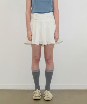 도트 셔링 레이스 미니스커트