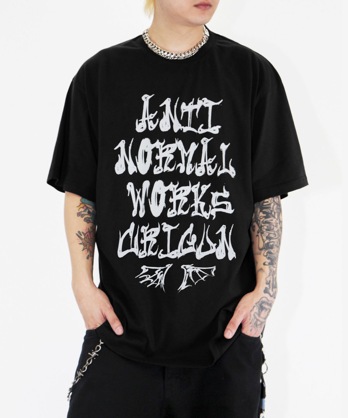 크리건(CRIGUN) Anti-Normal Crigun 세미 오버핏 반팔티 BLACK