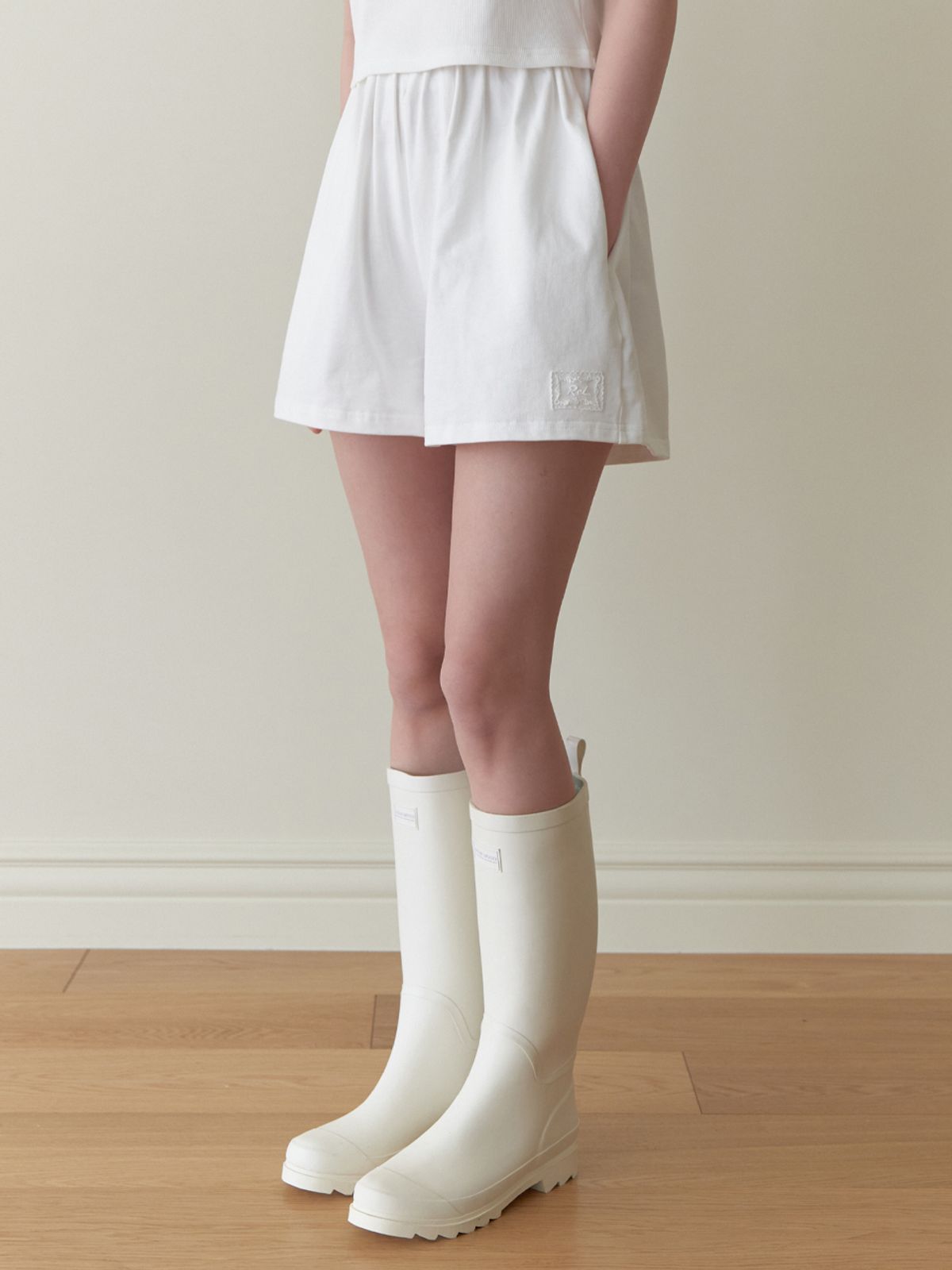 리엘(RE L) Foam banding shorts (ivory)