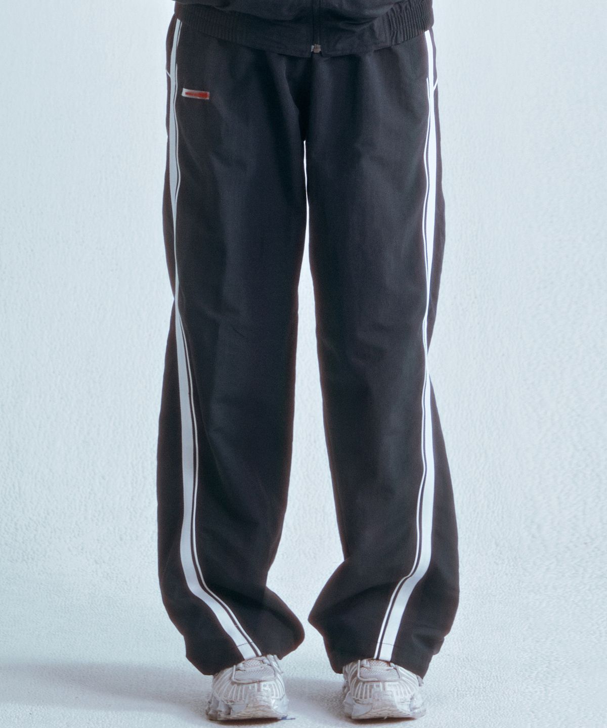 포영(FOUR YOUNG) 00 Track Pants Navy