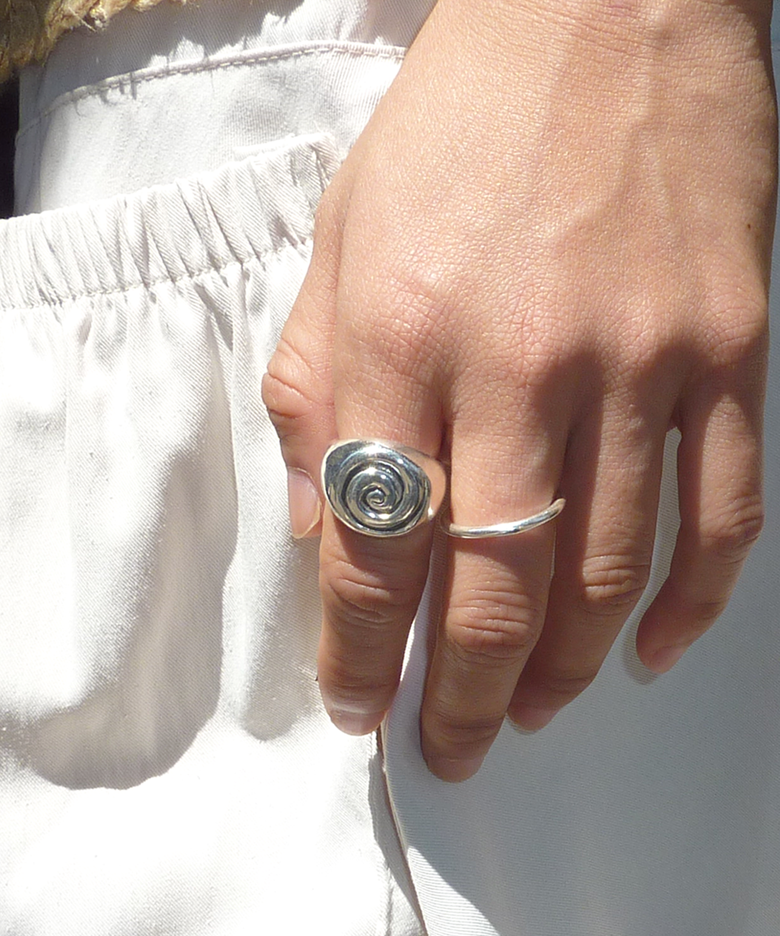 SPIRAL GALAXY RING