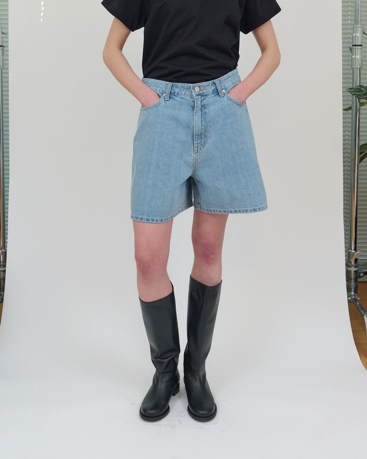 무아르무스(MUARMUS) Morgan Half Denim [Medium Blue]