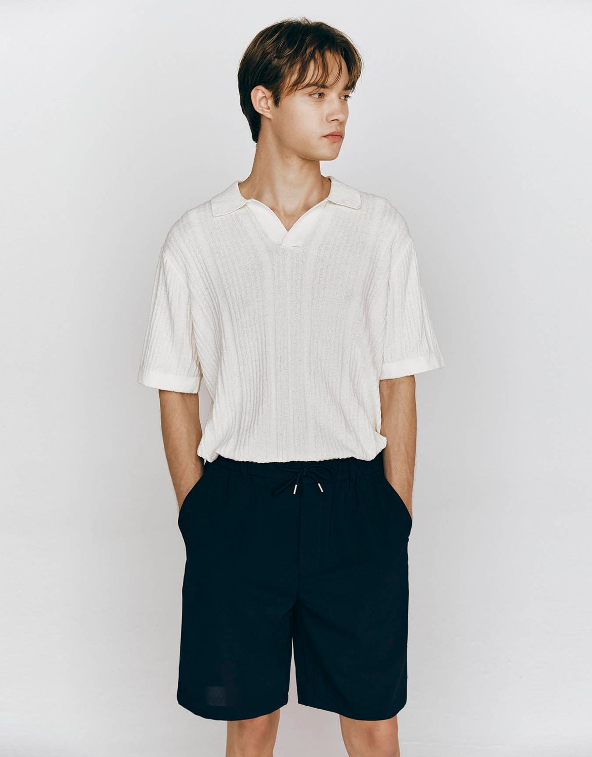 컨셉원(CONCEPTS1ONE) 코튼 나일론 슬릿넥 반팔 니트 스웨터 10055530/055530 [2color]