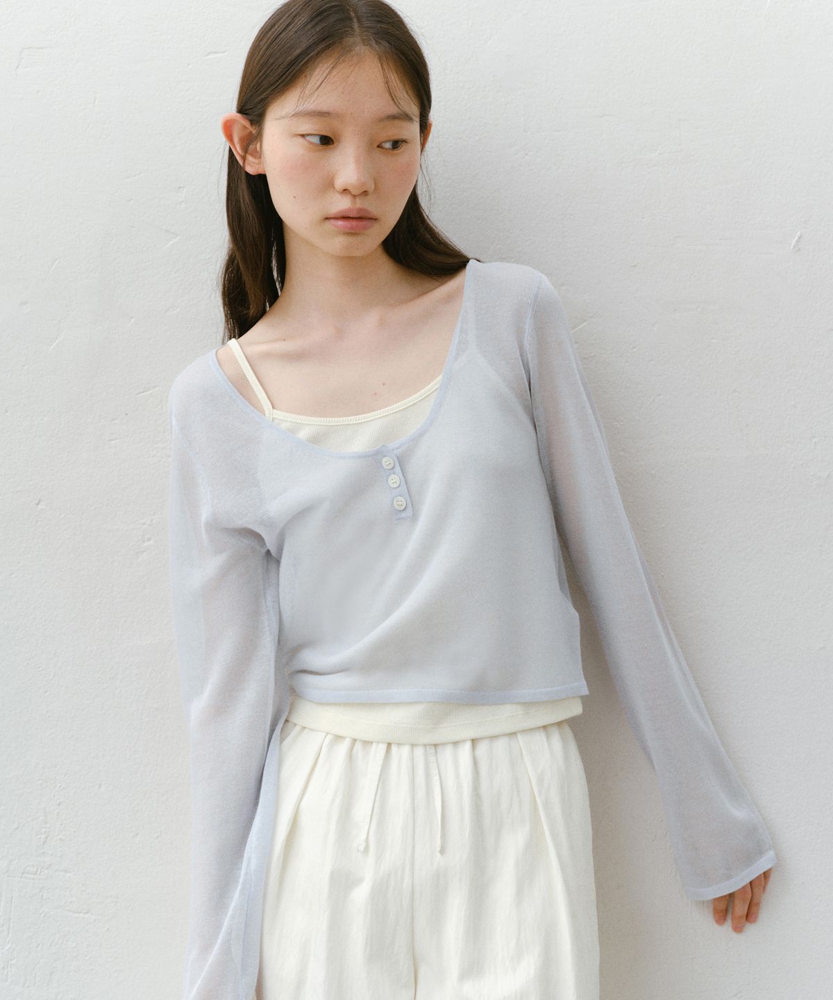 유라고(URAGO) Linen button U-neck knit