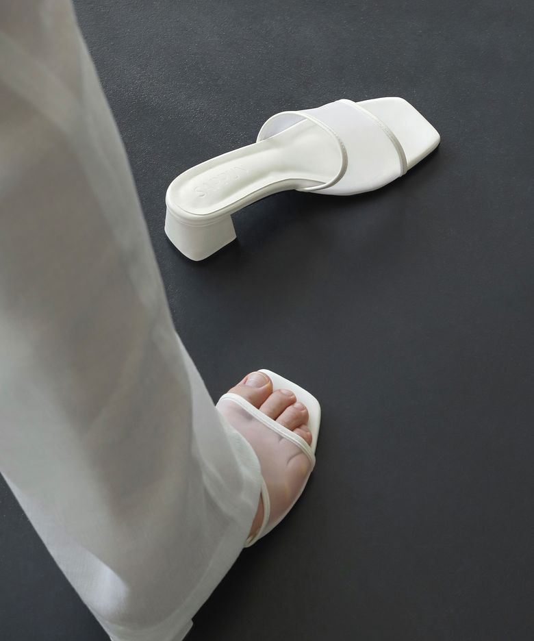 메이린 스퀘어 메쉬 샌들 뮬 (2/5cm)