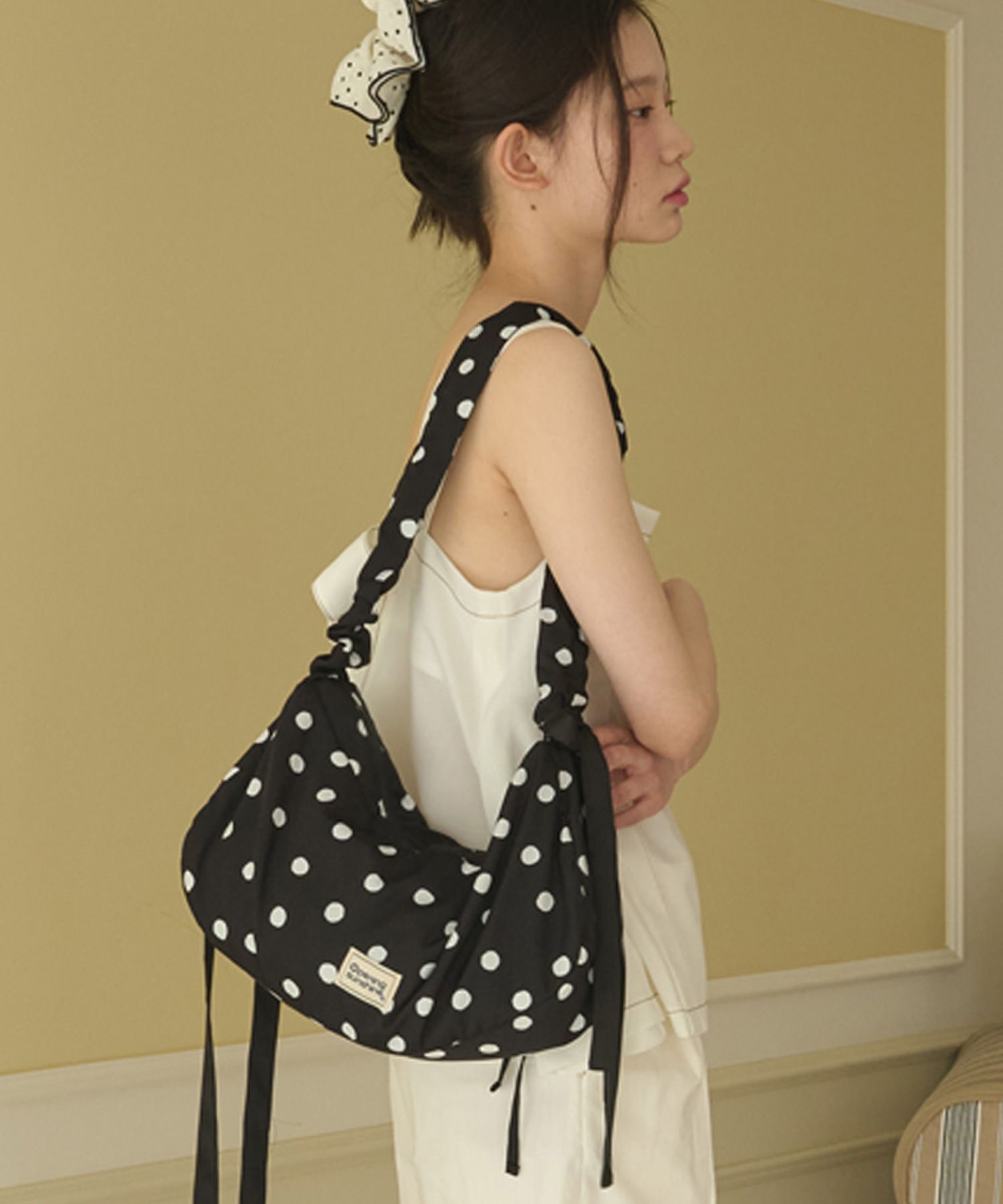 Opening Sunshine バンピードットショルダーバッグ MUSINSA公式 | OPENING SUNSHINE Bumpy Dot Shoulder Bag_Black