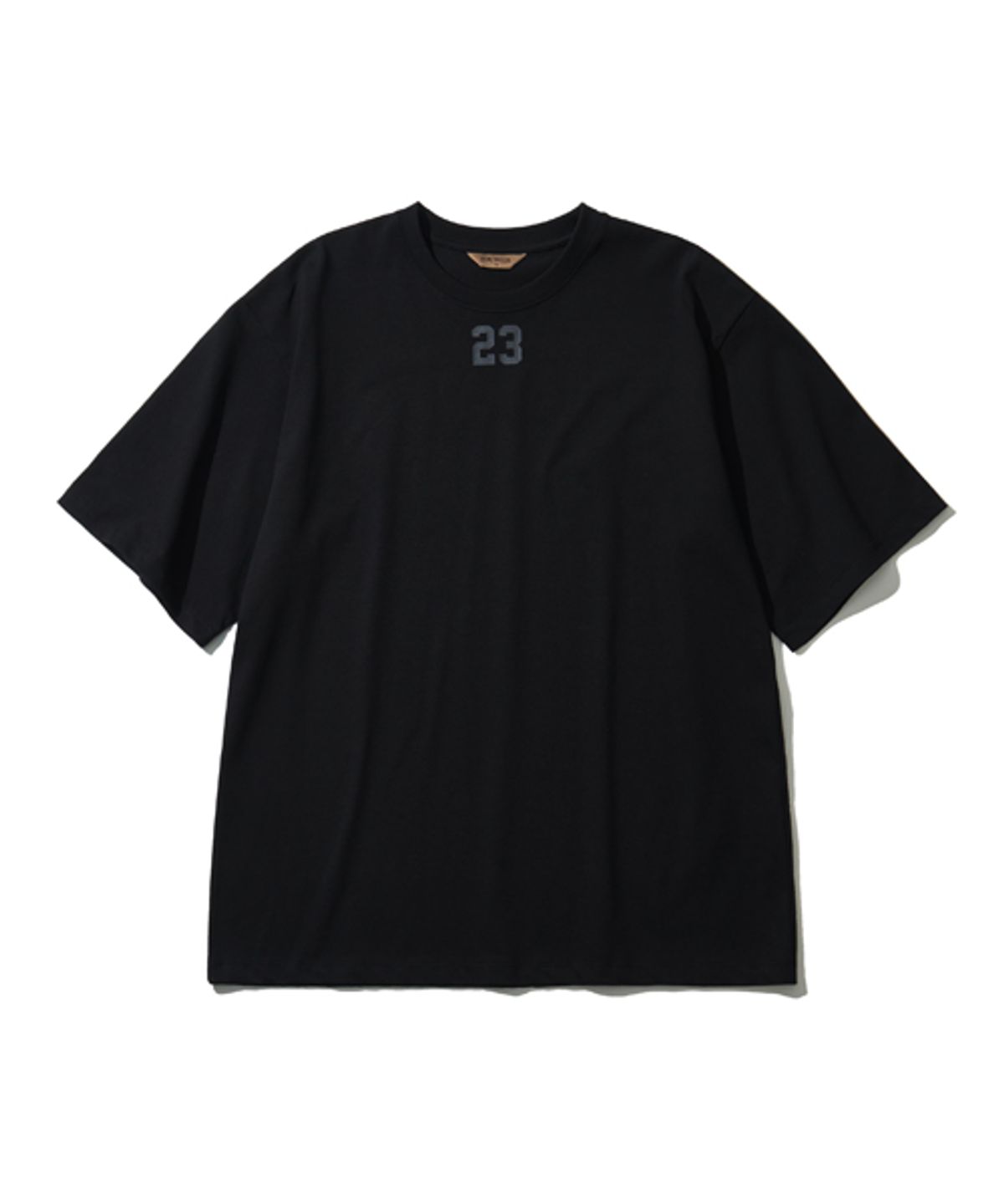아이아우어(IOUWER) 리뉴얼ver. 23 oversize s/s tee black