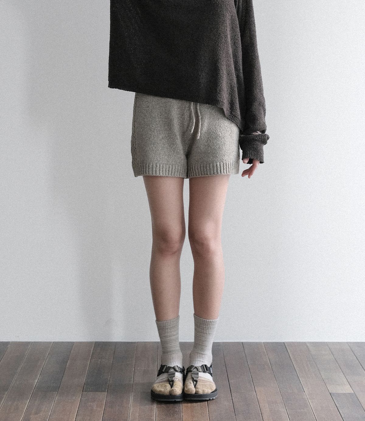 에메모가든(MMOGARDEN) (w) boucle knit shorts (2colors)