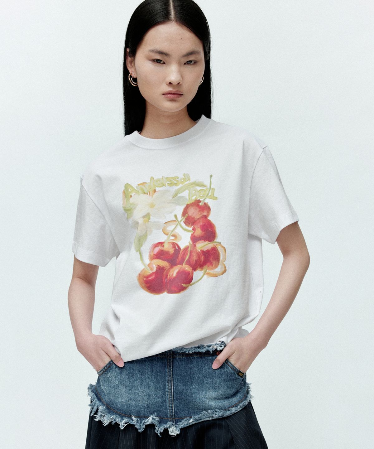앤더슨벨(ADSB ANDERSSON BELL) (에센셜) 유니섹스 프루츠 티셔츠  atb1407u(WHITE)