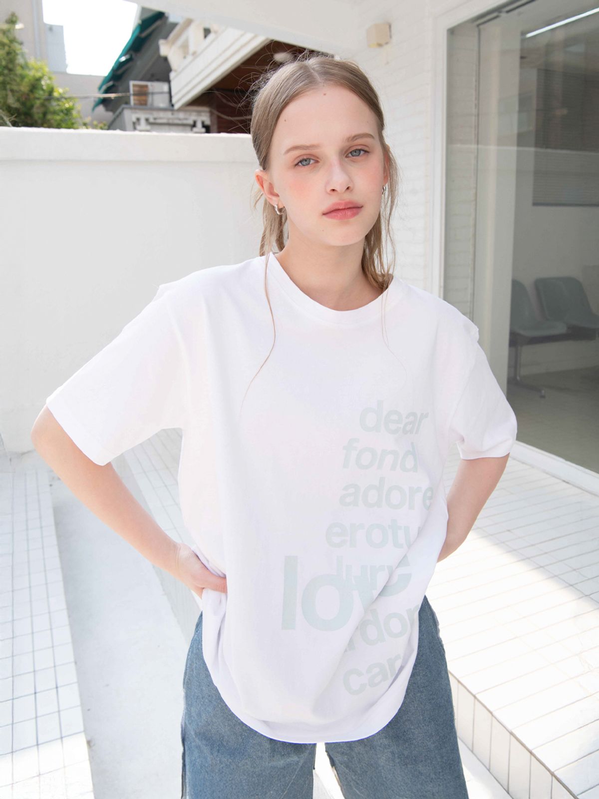 오피쉬(OAFISH) OVERFIT LETTERING T-SHIRT, WHITE