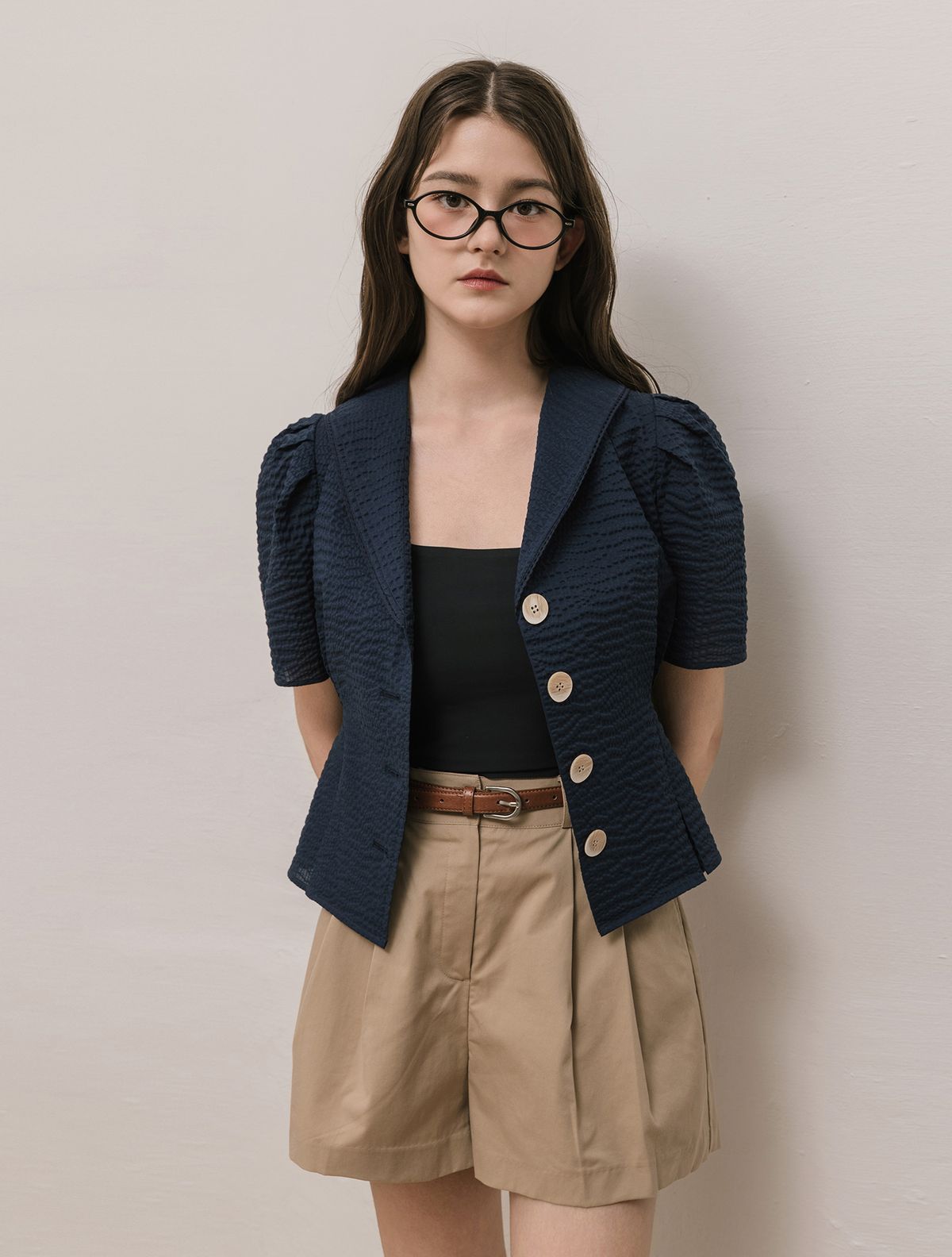 로트르드민(LAUTREDE MIN) Seersucker Puff Navy Blouse