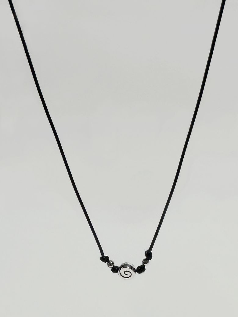 Spiral Ball Leather Choker.