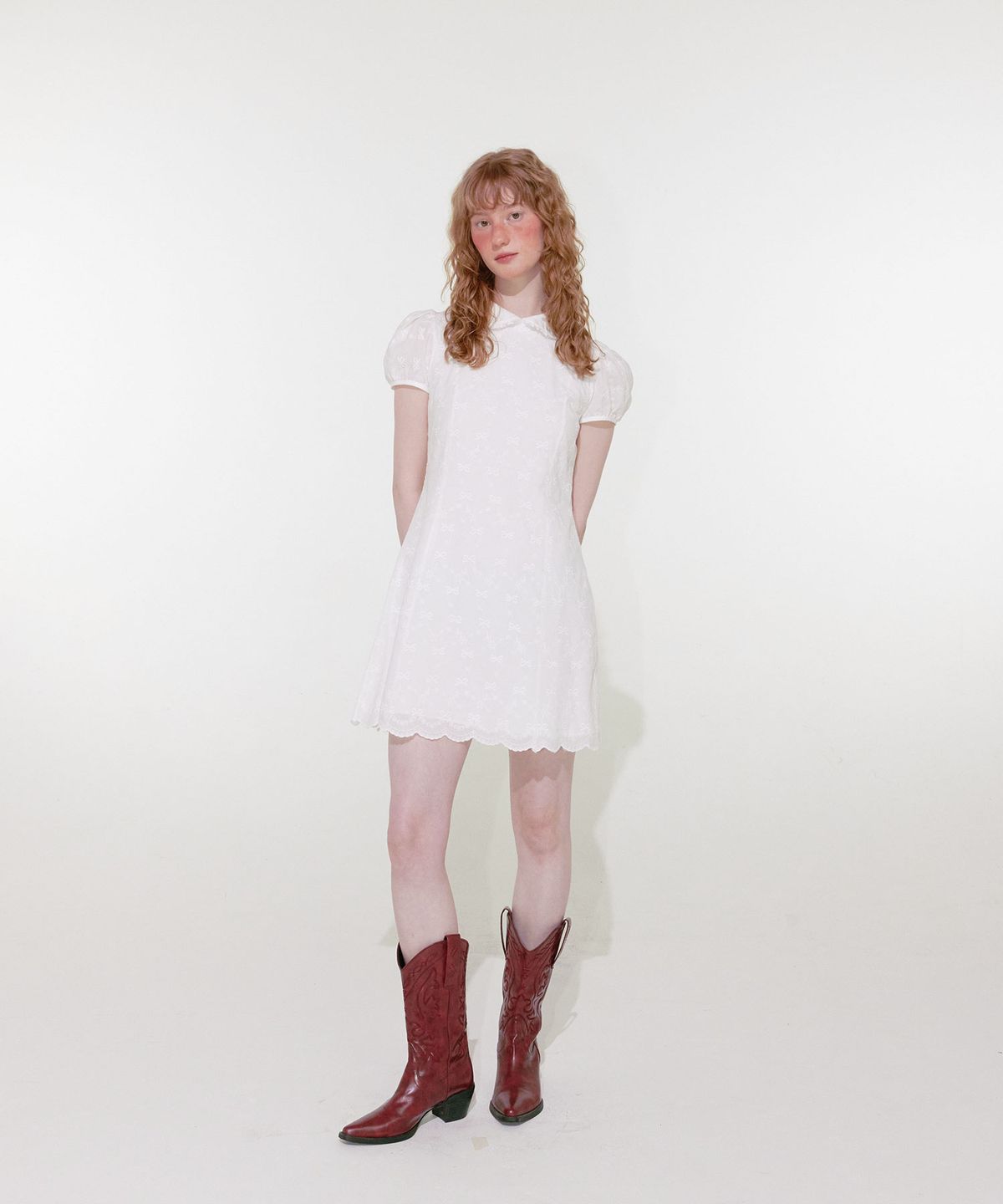 루루서울(LOULOUSEOUL) Ribbon Collar Mini Dress (White)