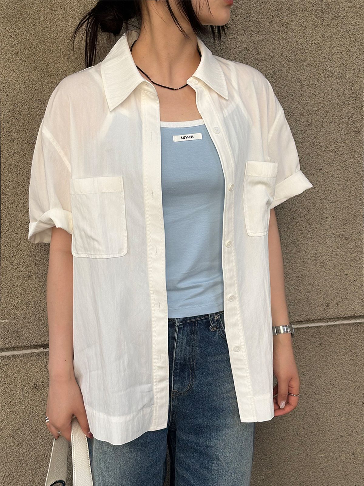 엘유브이엠(LUVM) OPEN BACK SHIRTS_WHITE