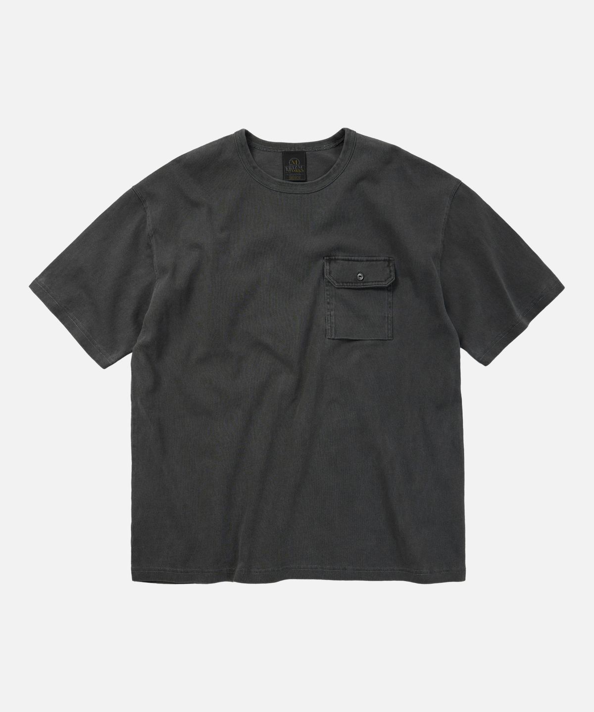 프리즘웍스(FRIZMWORKS) CIGARETTE POCKET PIGMENT DYEING TEE _ CHARCOAL