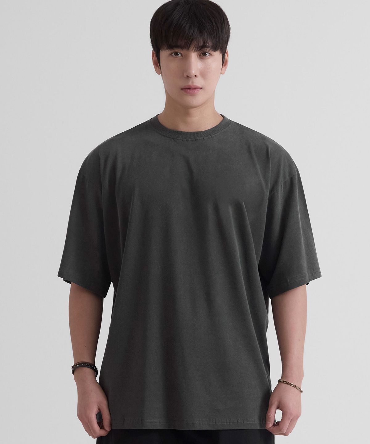 미니멀코드(MINIMALCODE) 베이직  피그먼트 코튼 반소매 티셔츠