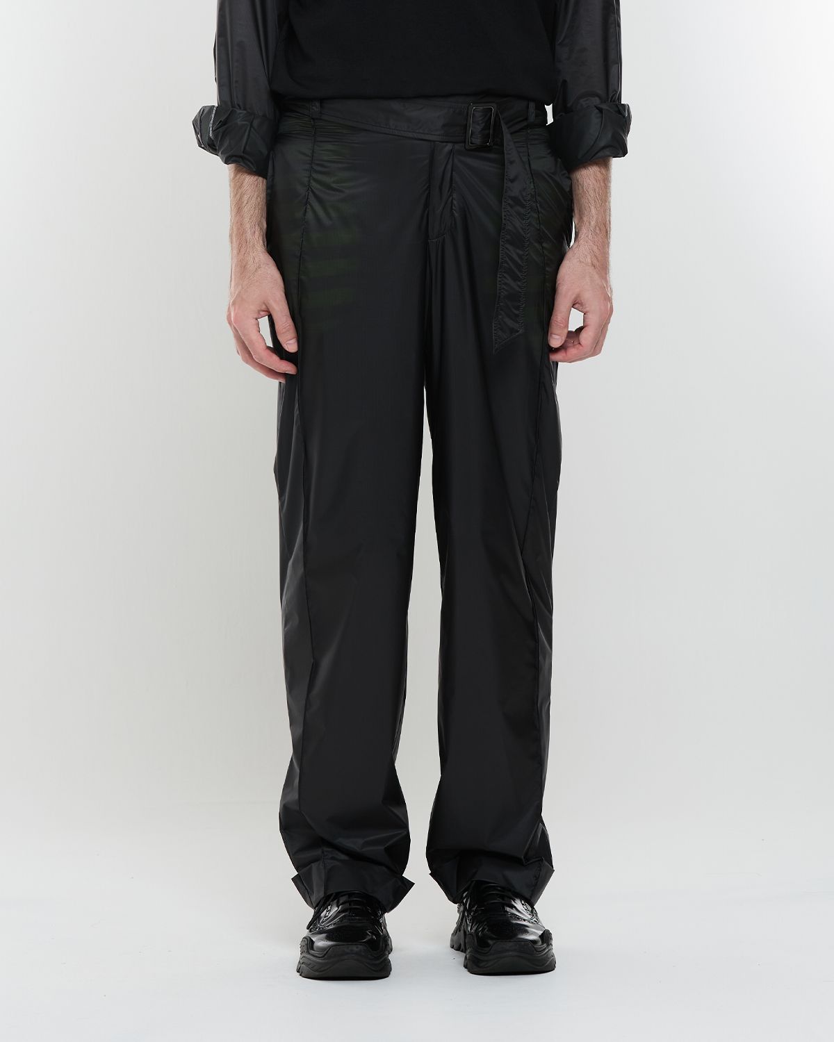 와이쏘씨리얼즈(WHYSOCEREALZ) Membrane Wide Pants (metal black)