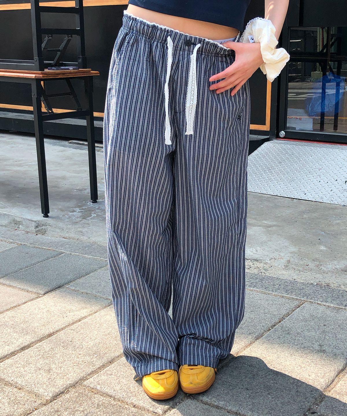 후아유(WHO.A.U) Seersucker Stripe Pants / WHTAG2431F