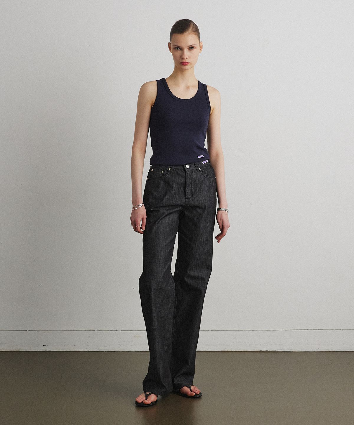 아흐레(AHRE) BREEZE STRAIGHT DENIM PANTS_BLACK