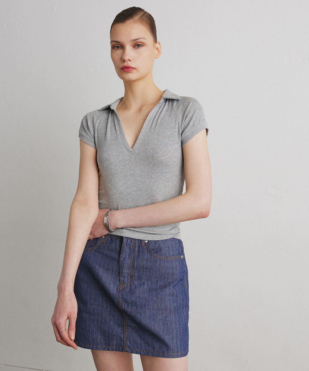 아흐레(AHRE) RIBBED DENIM MINI SKIRT_BLUE