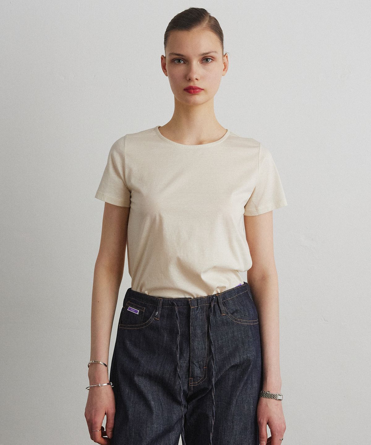 아흐레(AHRE) SILKED COTTON T-SHIRT_CREAM