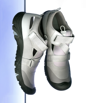 리버 트래킹 샌들 그레이