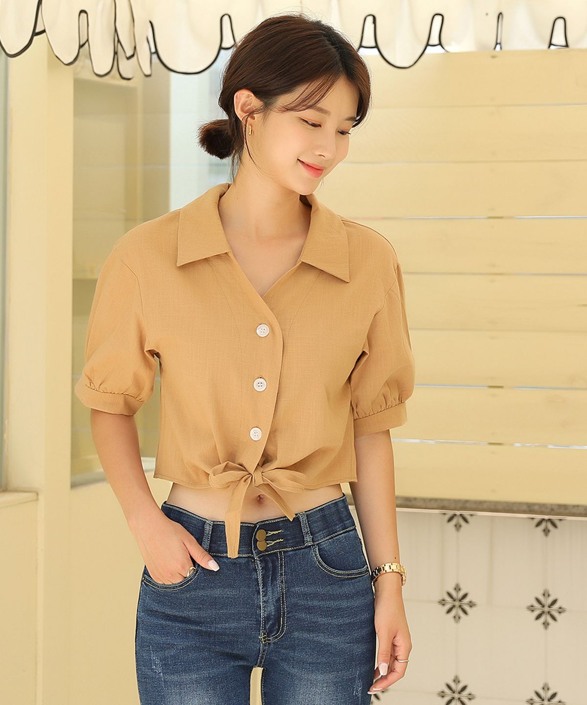 빼빼(BBAEBBAE) 러블리퍼프 크롭 리본 반팔 블라우스