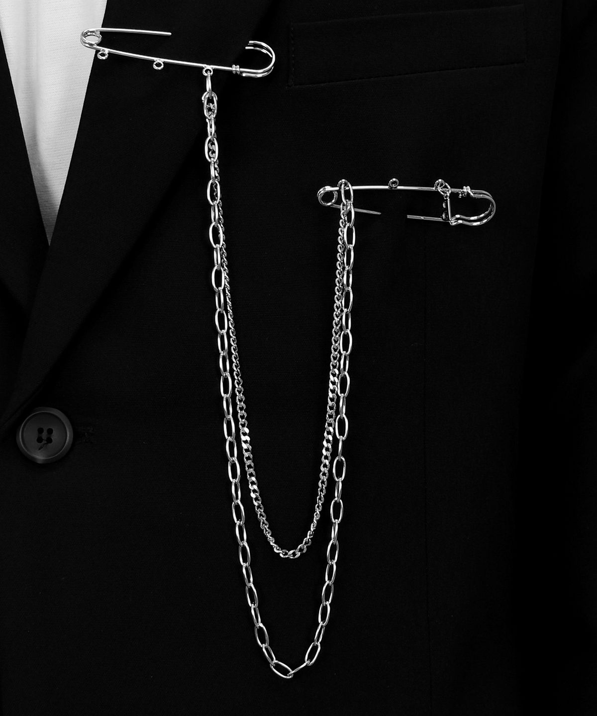 베이스클레프(BASSCLEF) 남자 브로치 옷핀 체인 레이어드 써지컬 CLEF WAVE Brooch