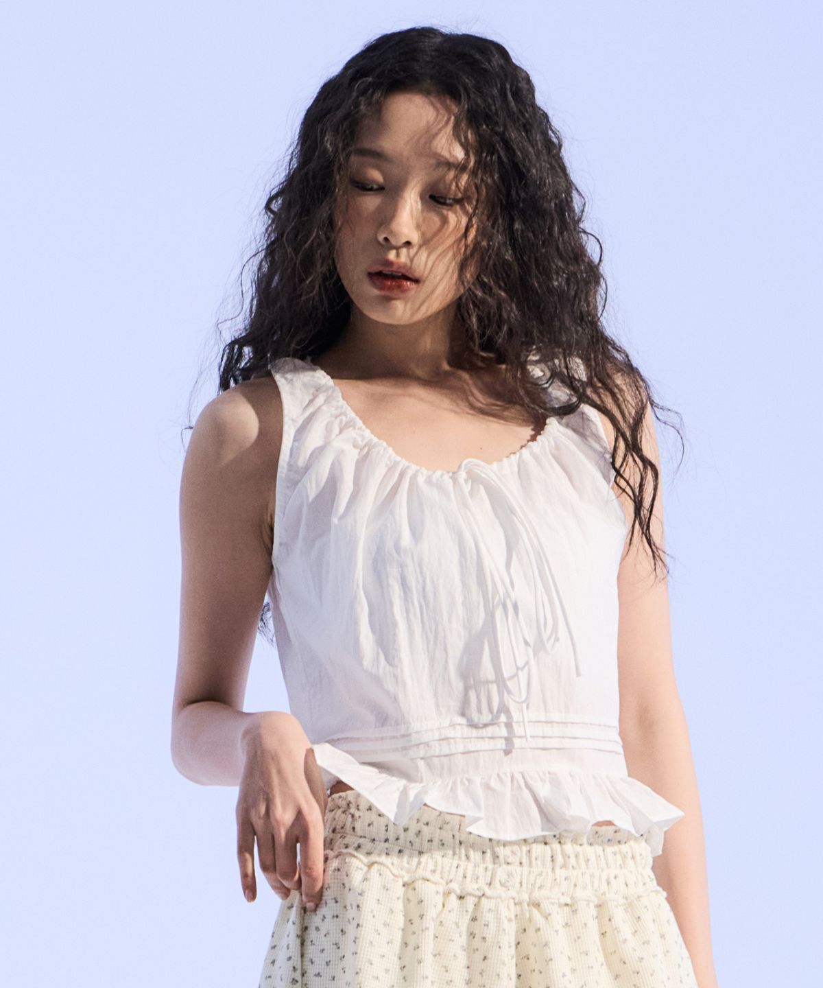 모아(MOAA) Ribbon Frill Blouse (WHITE)