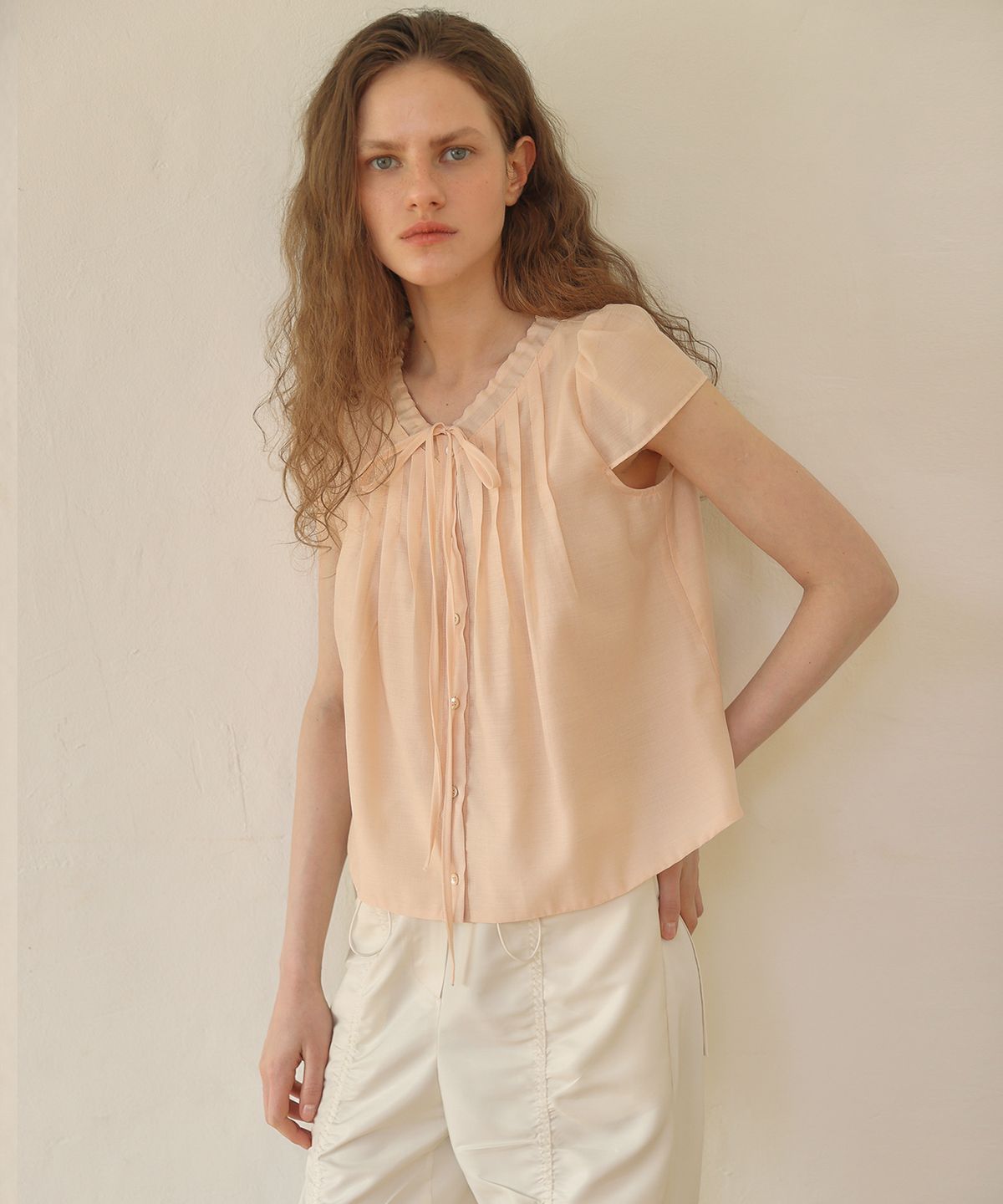 아우로(OURO) CHIFFON TIE BLOUSE [ PINK ]